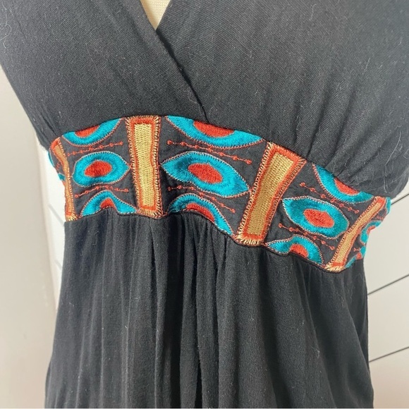 Vintage 90s Ambiance Black Embroidered Halter Top - Size Small - Picture 5 of 6
